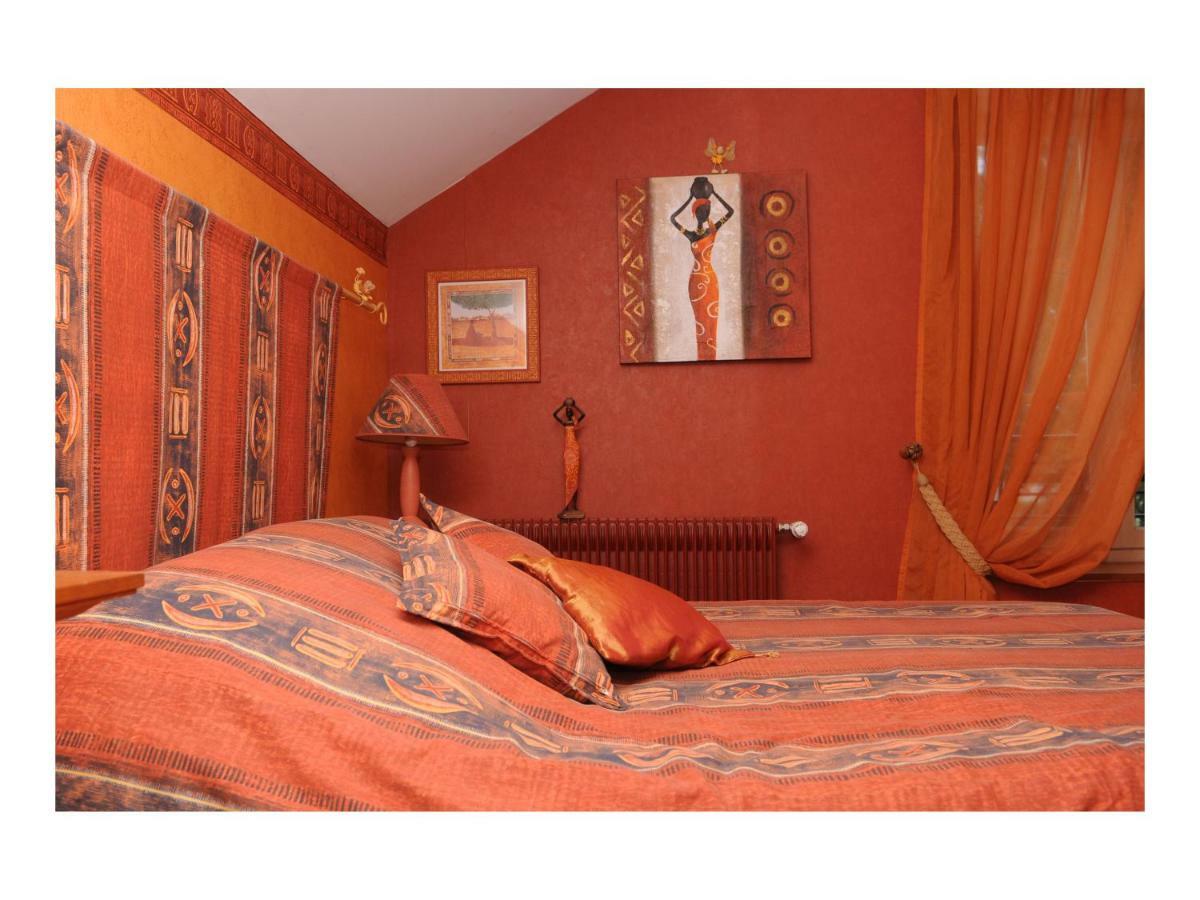 Les Vieilles Vignes Guest house Thorigne
